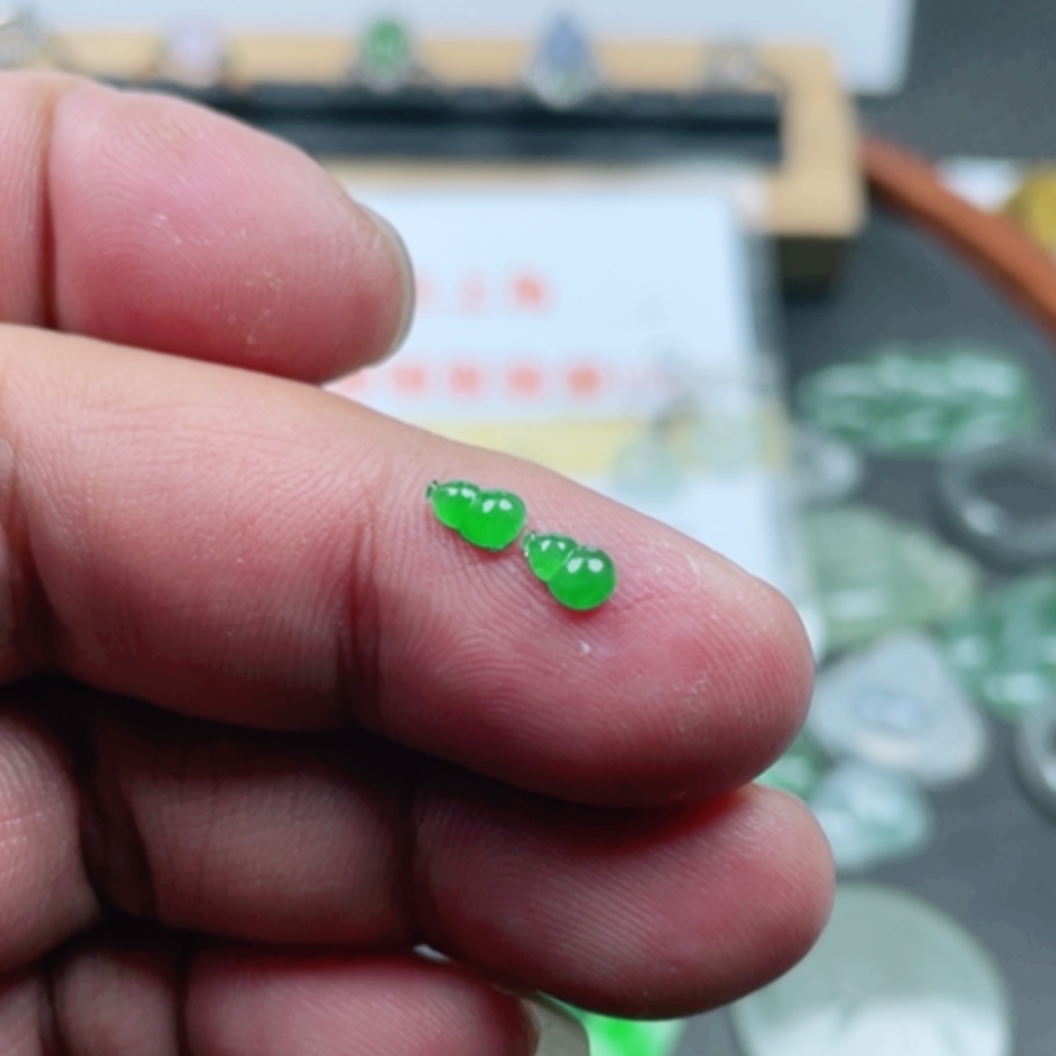【闪购商品】翡翠颈饰未镶嵌翡翠