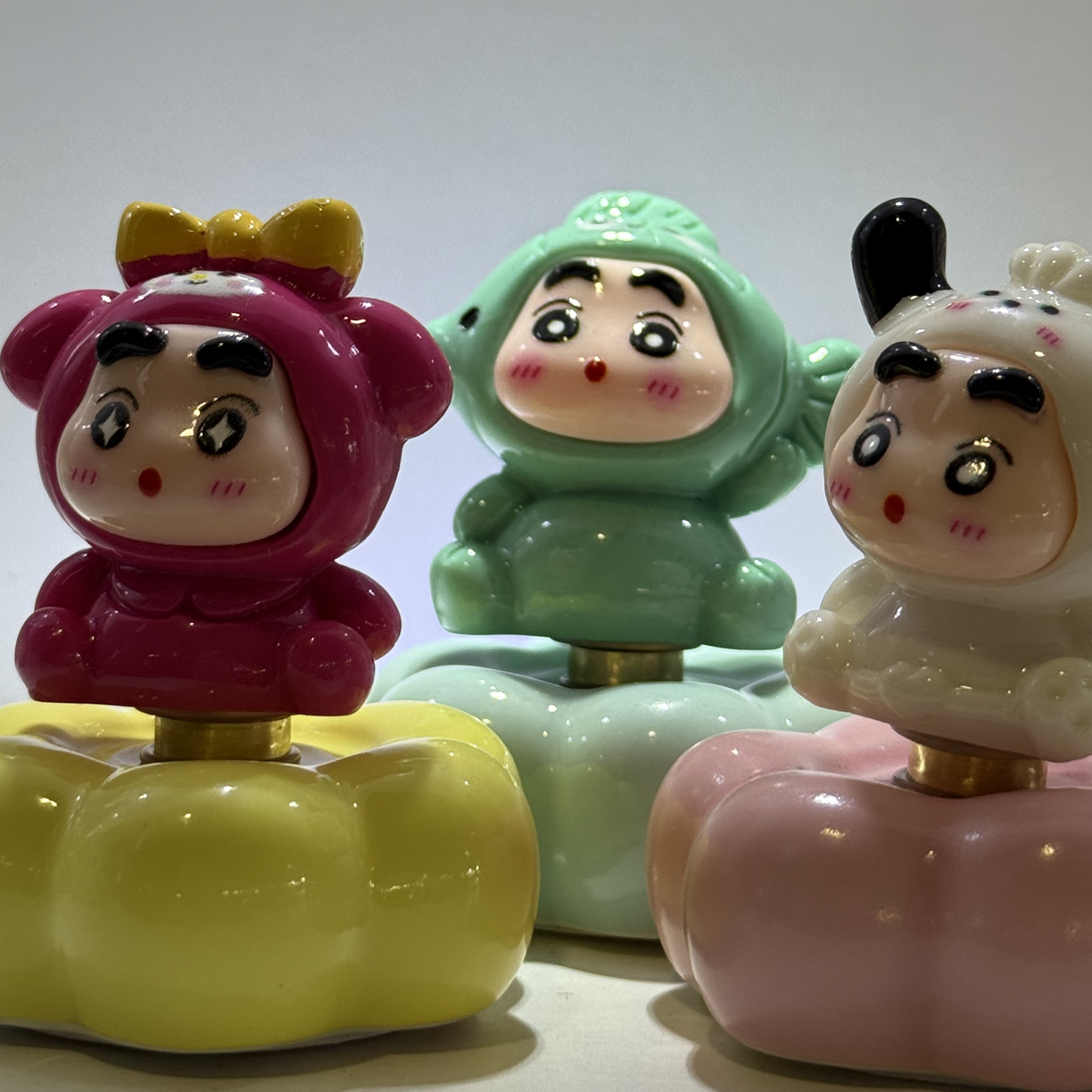 景德镇超可爱蜡笔小新转转摆件