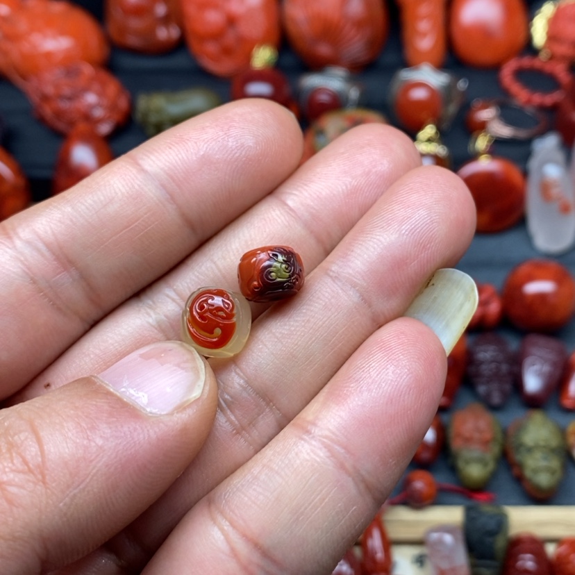 【闪购商品】南红玛瑙配饰未镶嵌今***脚
