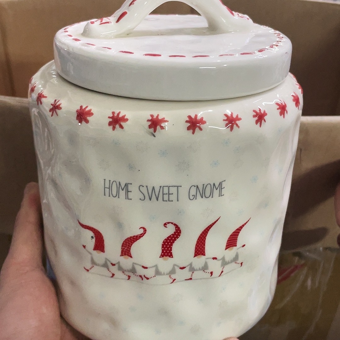 摆件    封釉。      微瑕。