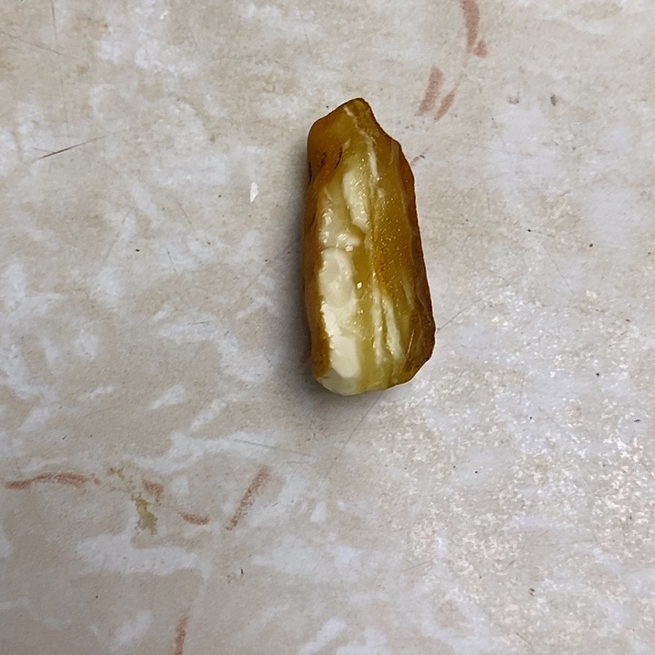 定制琥珀K*K定制吊坠