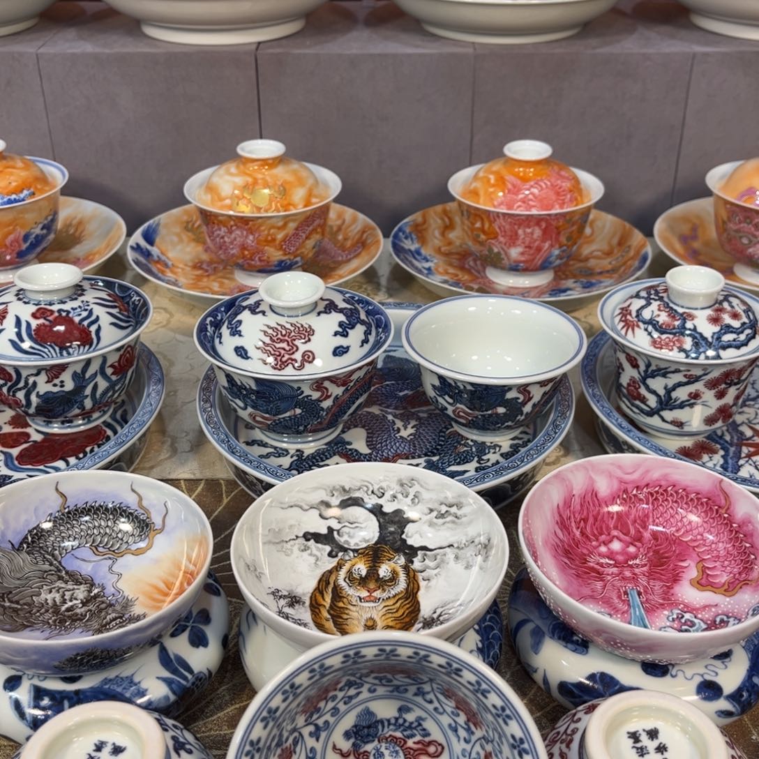 手绘仿古茶具 新年福利来袭