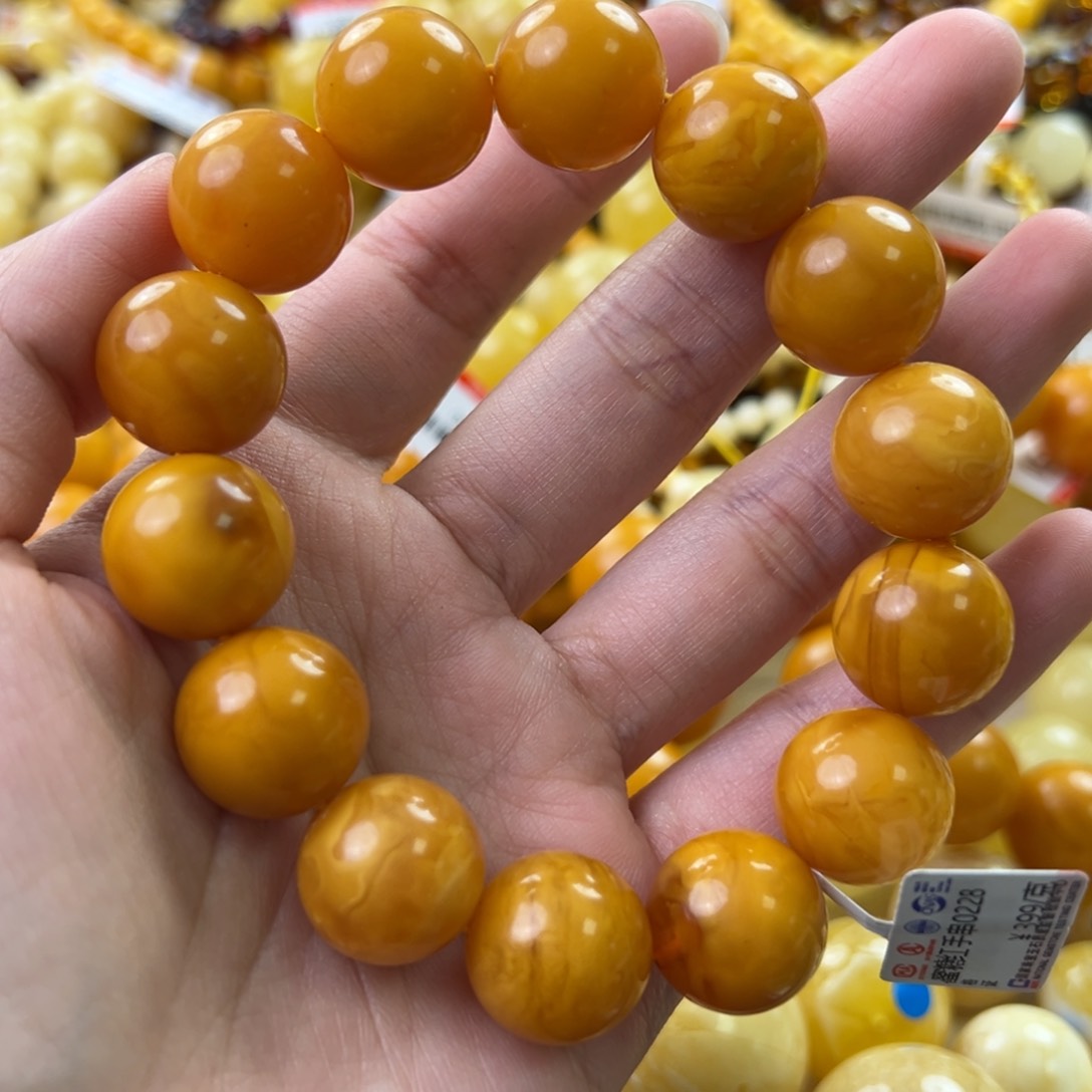 琥珀珠宝奇石未镶嵌