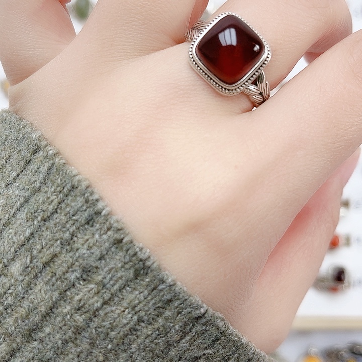 血珀戒指银S925镶嵌天然