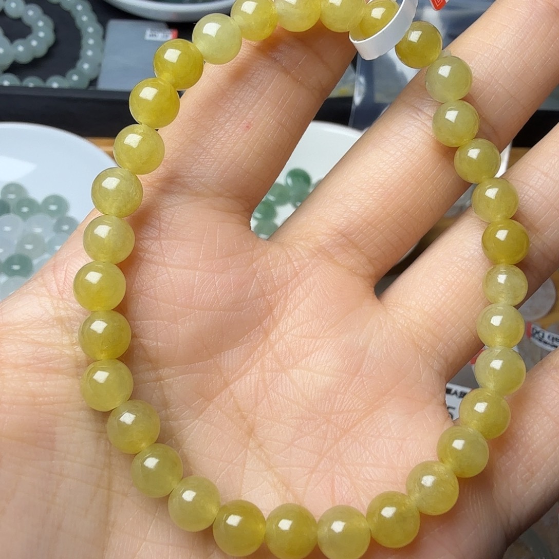 九***成翡翠未镶嵌颈饰天然缅甸翡翠A货