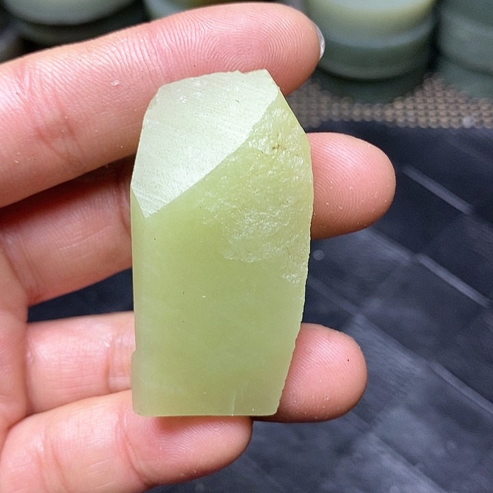 和田玉毛料未镶嵌