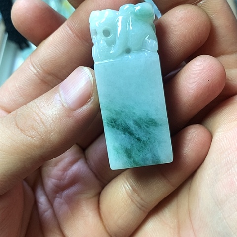 翡翠未镶嵌颈饰天然缅甸翡翠a货