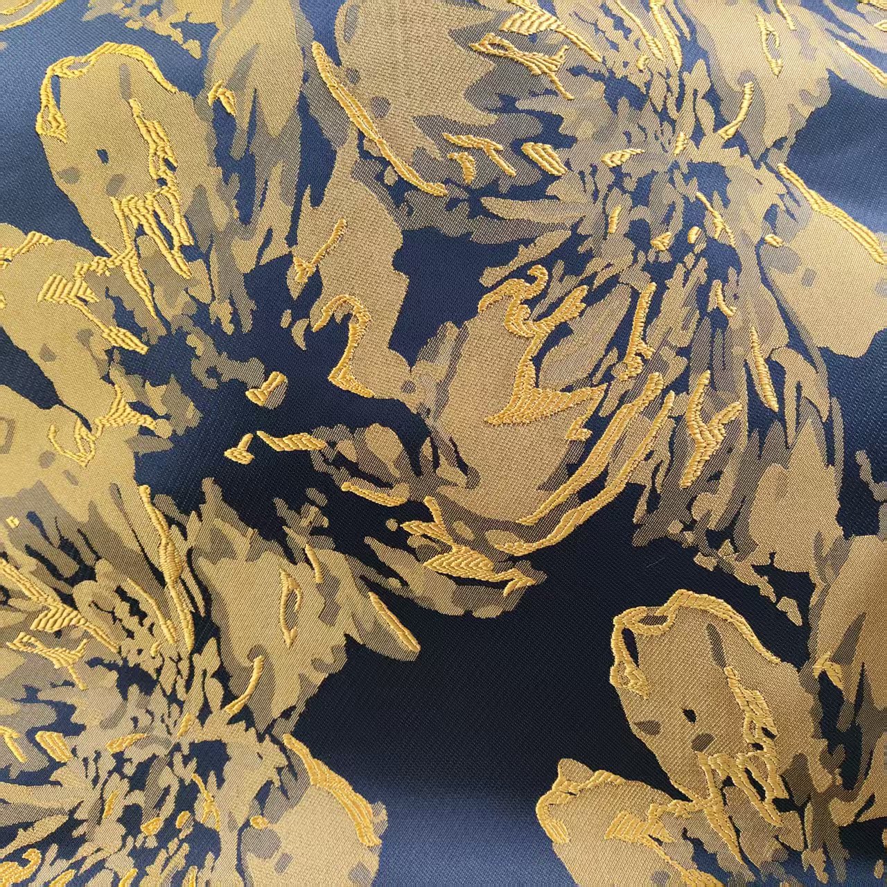 双色繁花服装面料