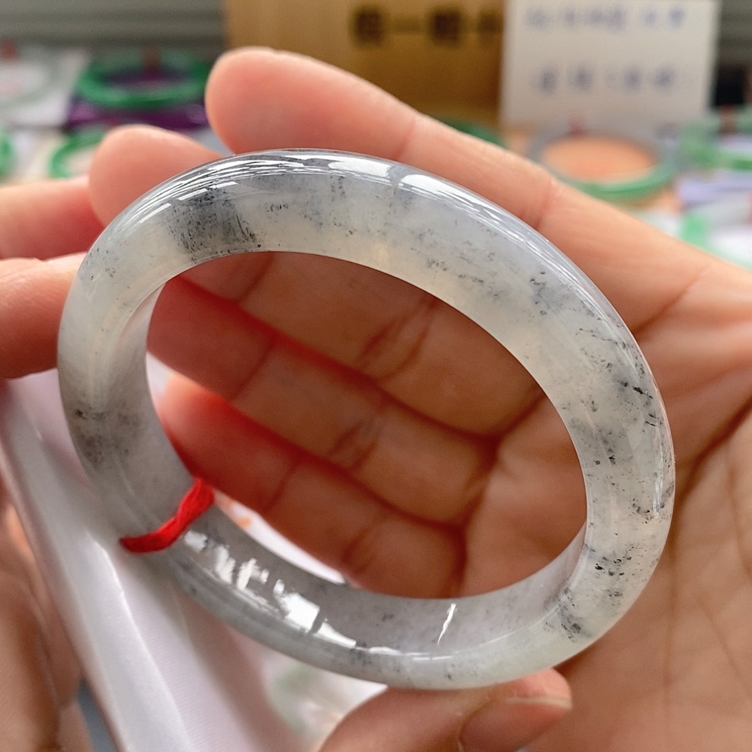 翡翠手镯未镶嵌6号