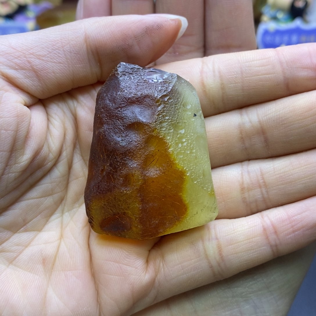 定制琥珀未镶嵌起**难吴