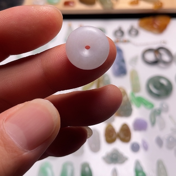 定制翡翠未镶嵌平安扣