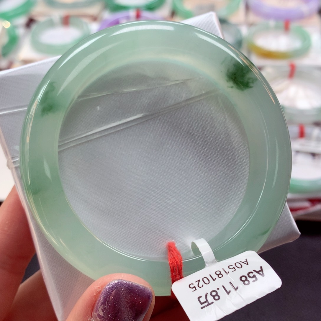 翡翠手镯未镶嵌1号欣