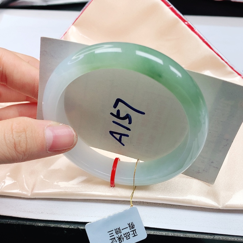 【闪购商品】翡翠手镯未镶嵌天然缅甸a货手镯56+