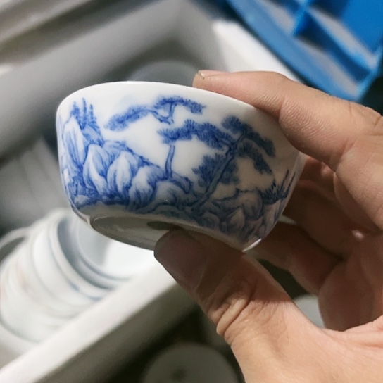 盘高岭土手绘杯一个陶瓷
