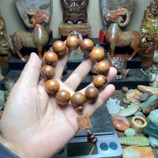 未镶嵌手串和田玉