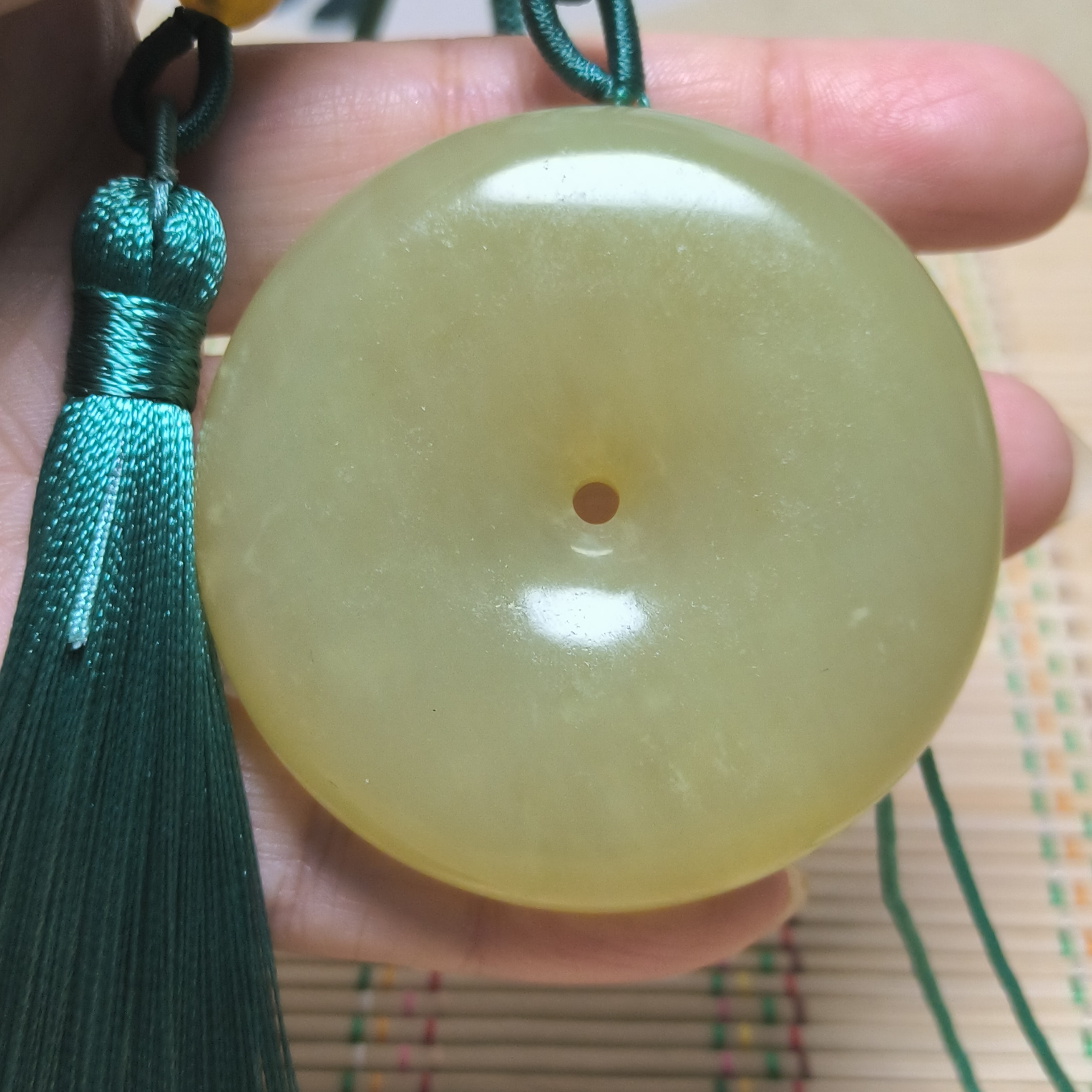 天然岫玉精品手工打磨大号平安扣53㎜