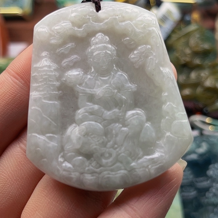 翡翠未镶嵌颈饰挂件