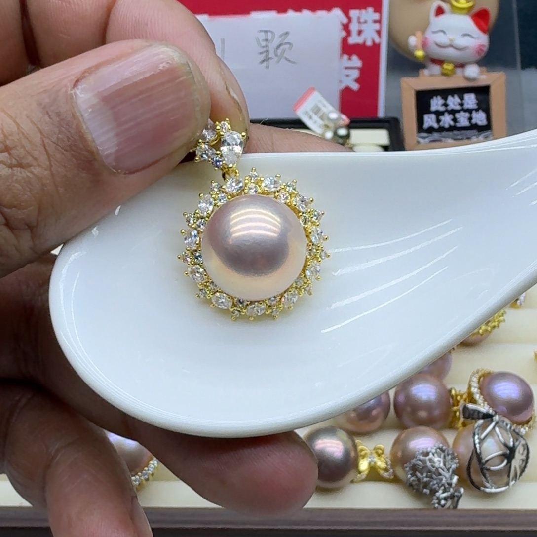 1****颈饰未镶嵌淡水珍珠