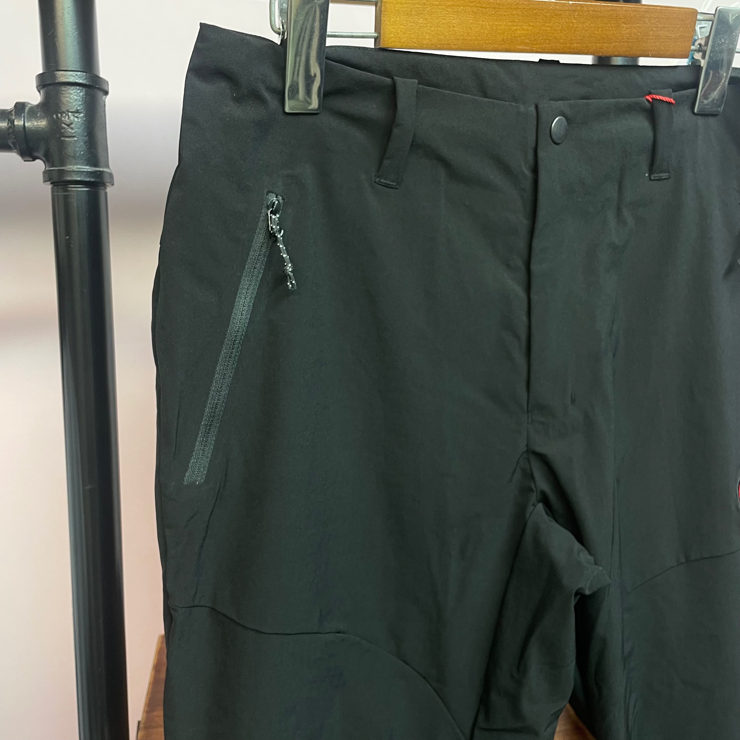 清仓男士腰部压胶薄款红刺绣冲锋裤速干裤x