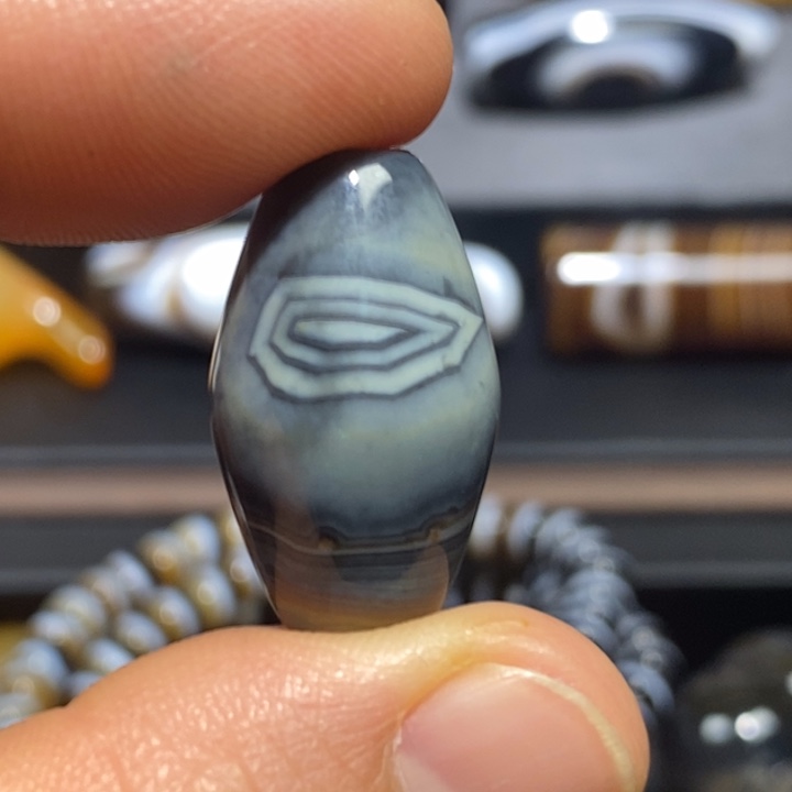 玛瑙/玉髓未镶嵌挂件