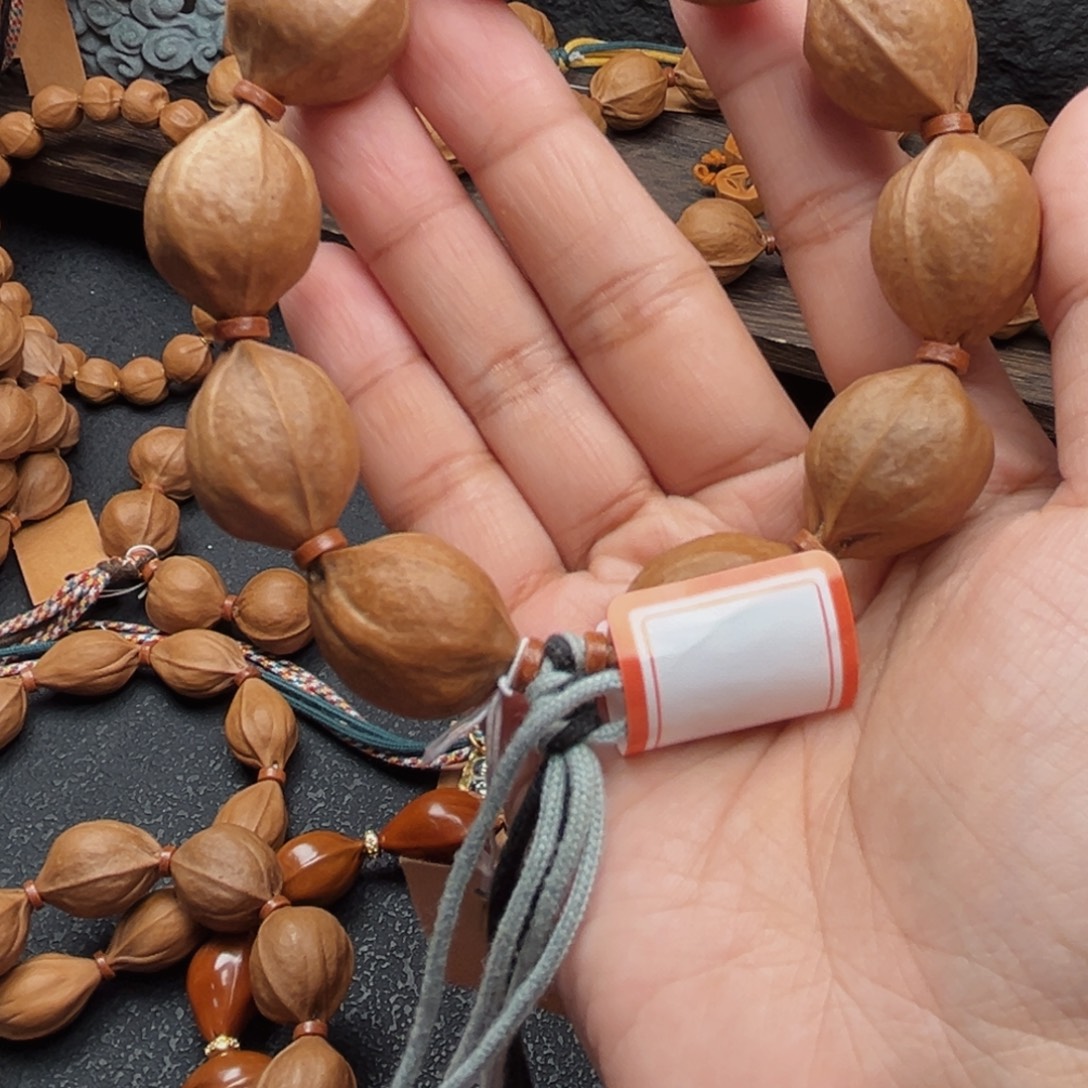 楊***杨手串橄榄核19.25梅林铁核