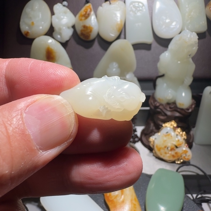 和田玉颈饰未镶嵌