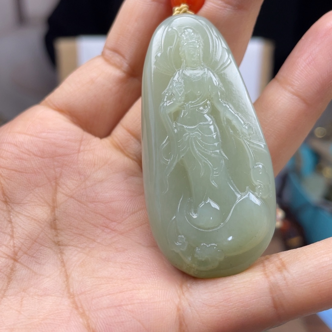 和田玉颈饰未镶嵌