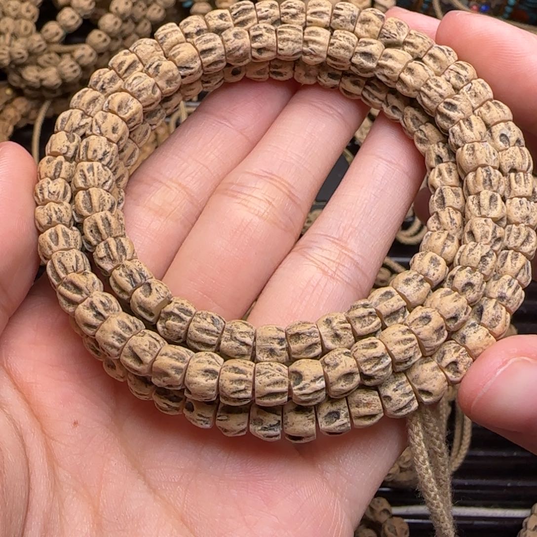 柏香籽/百香籽吊坠我**酒