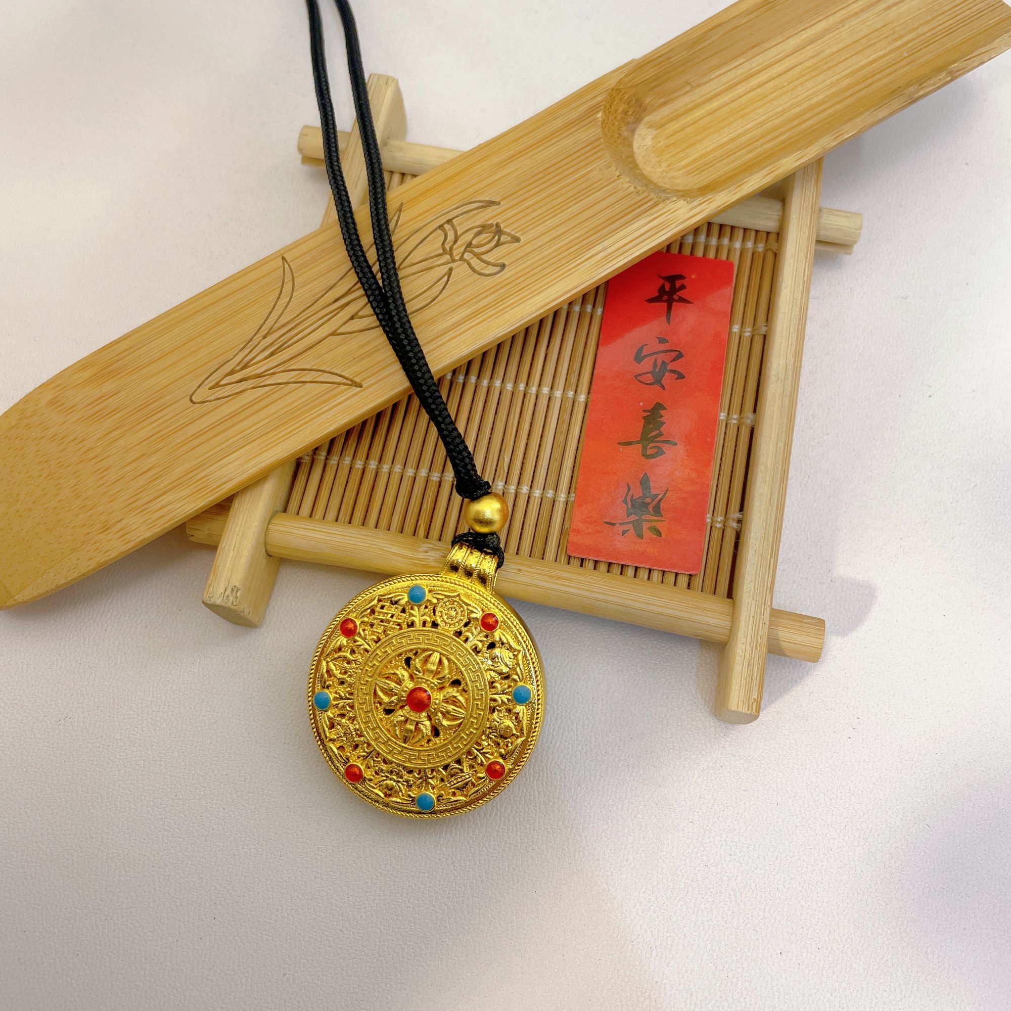 合金吊坠 花丝烧蓝金刚杵八宝罗盘时尚精美编绳