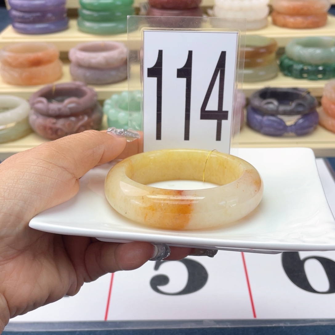 石英质玉未镶嵌手镯56.4圈