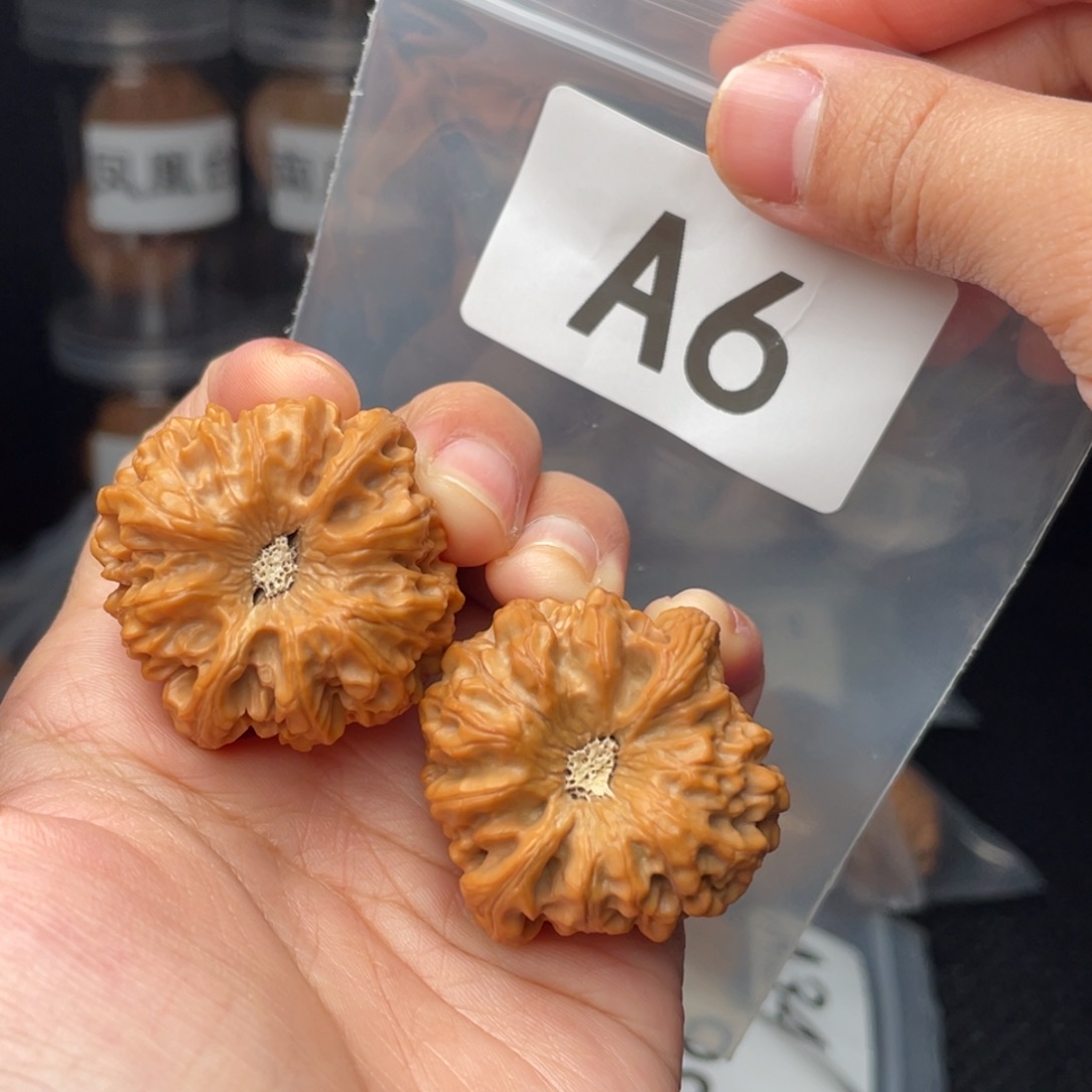 文玩核桃把件龙门涧