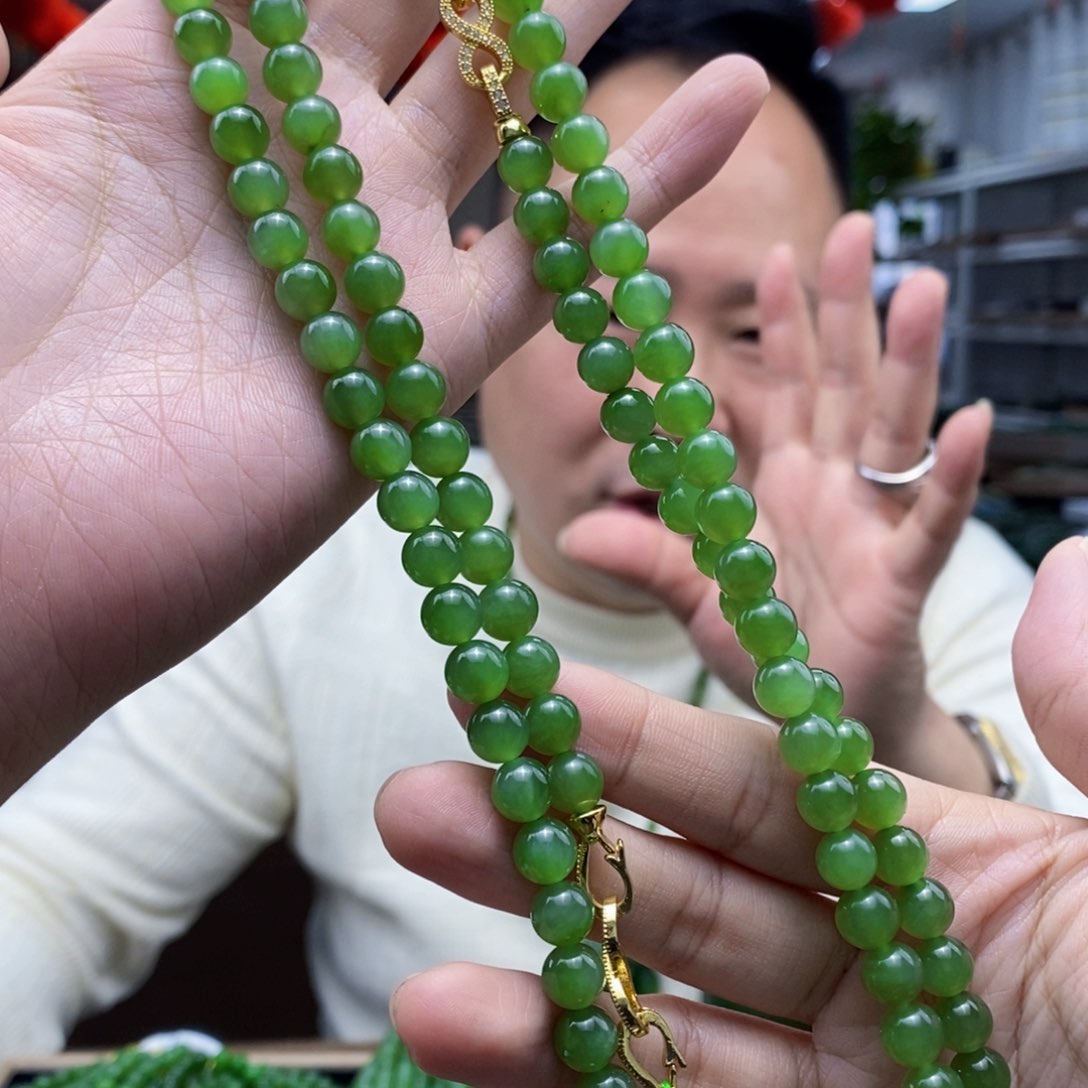 和田玉颈饰未镶嵌拍一发一，多样性发货