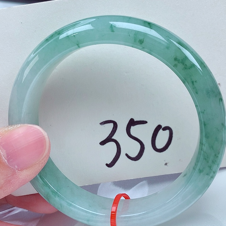 翡翠未镶嵌手镯翡翠