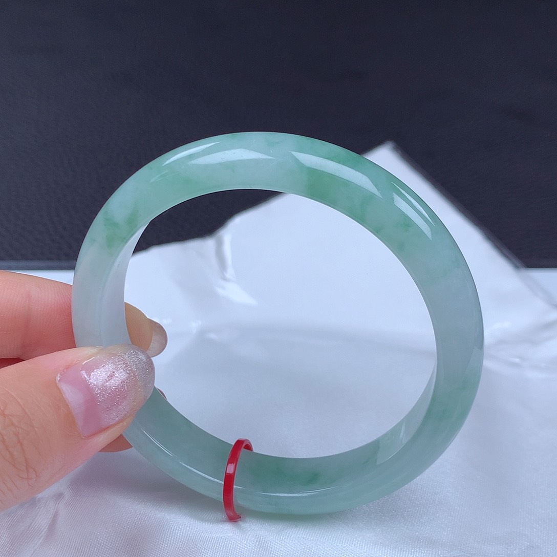 翡翠手镯未镶嵌57圈口431558