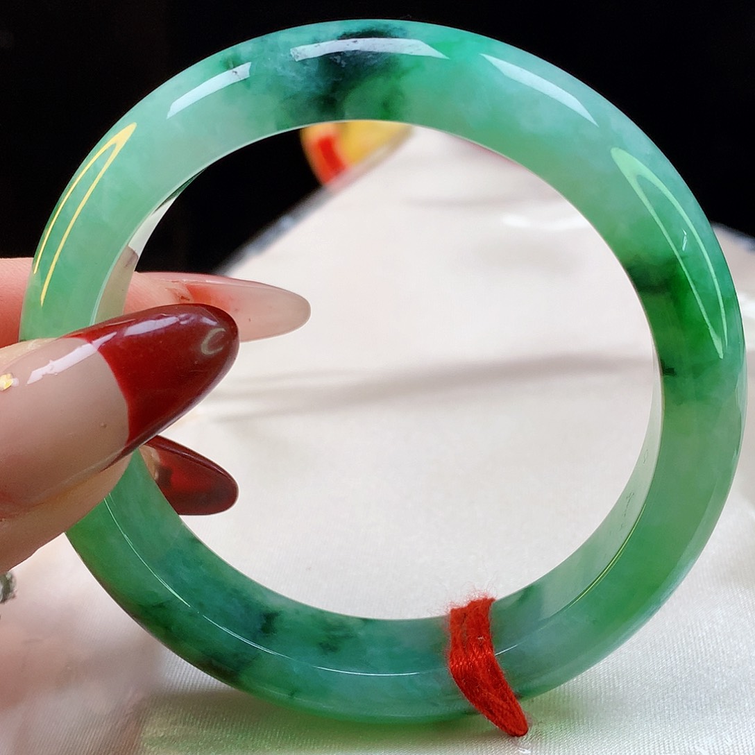 翡翠手镯未镶嵌天然翡翠9011