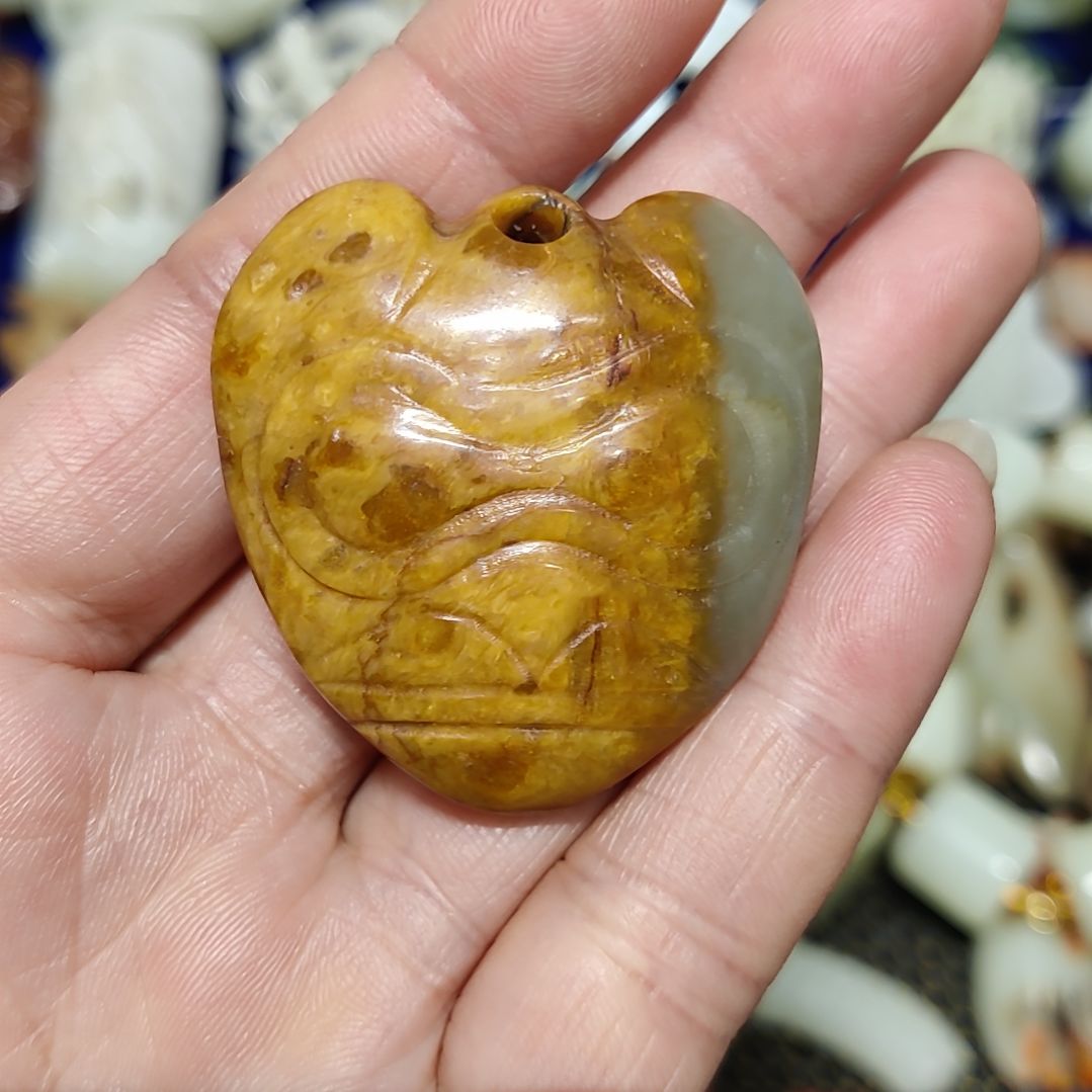 和田玉车挂未镶嵌