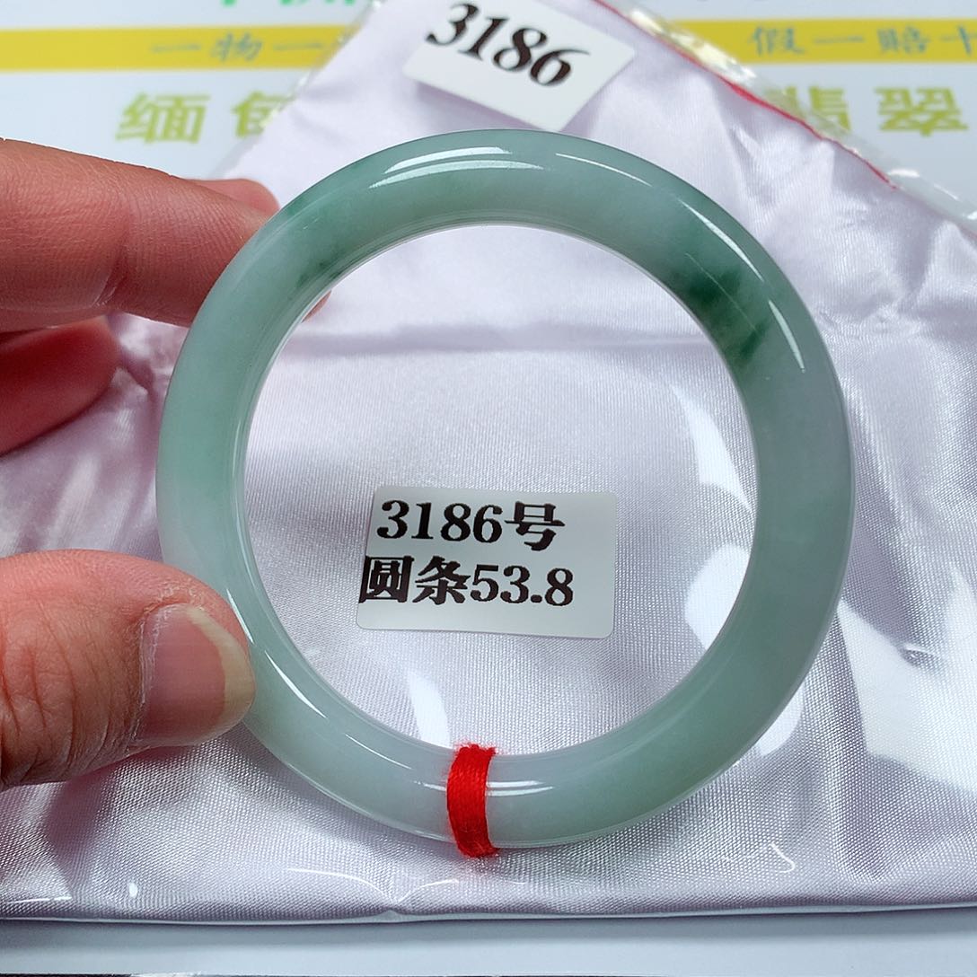 【闪购商品】翡翠手镯未镶嵌3186号