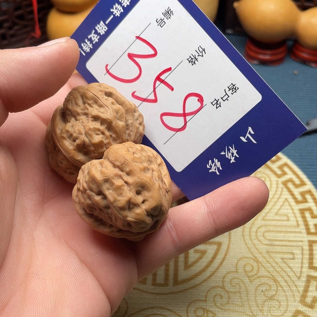 ****瘩文玩核桃闪电购358