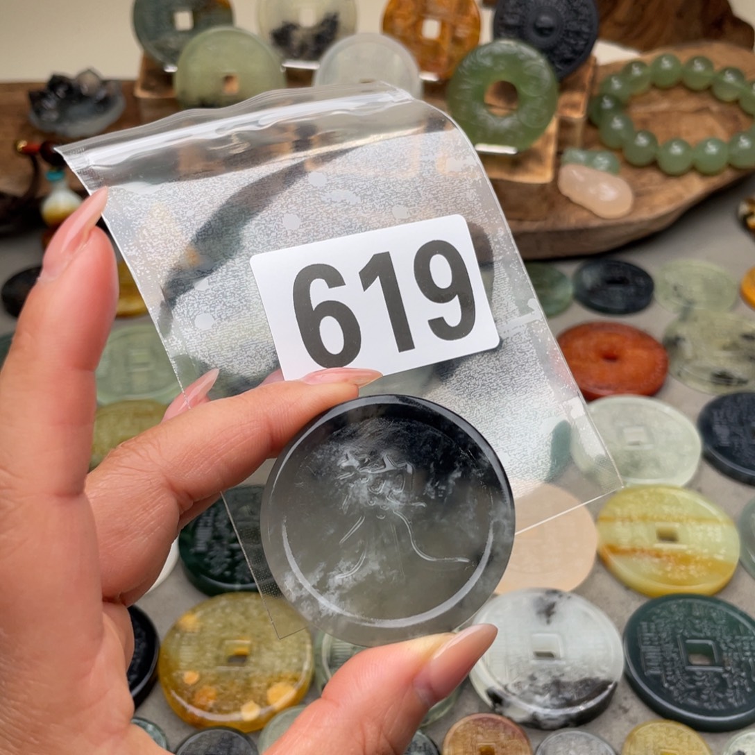 *****蛇纹石玉未镶嵌颈饰