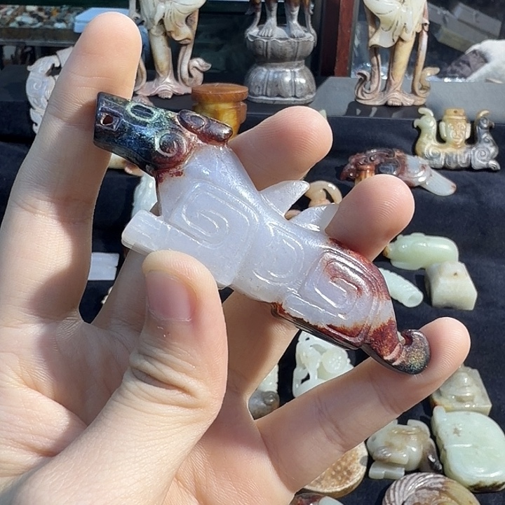 用***7和田玉未镶嵌挂件