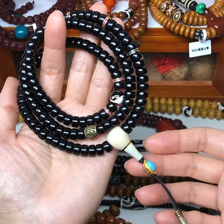 吊坠椰蒂椰蒂巧克力