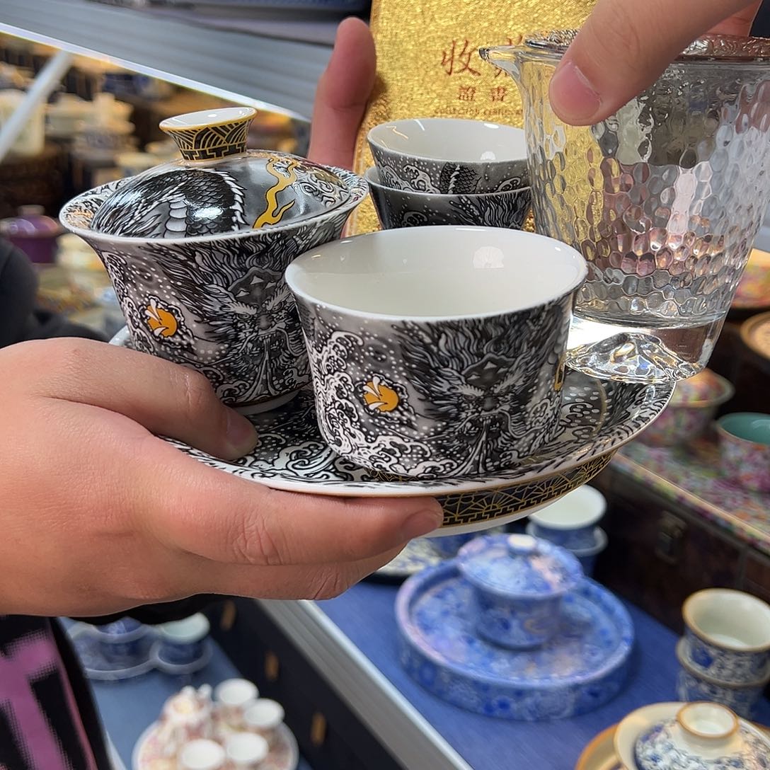 我们的目标是成为一个优秀的人