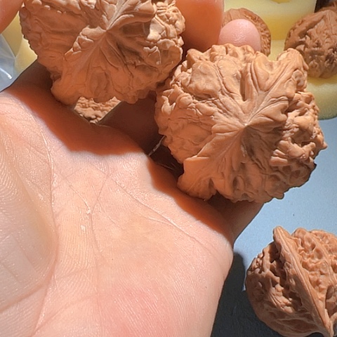 文玩核桃把件龙鼎50