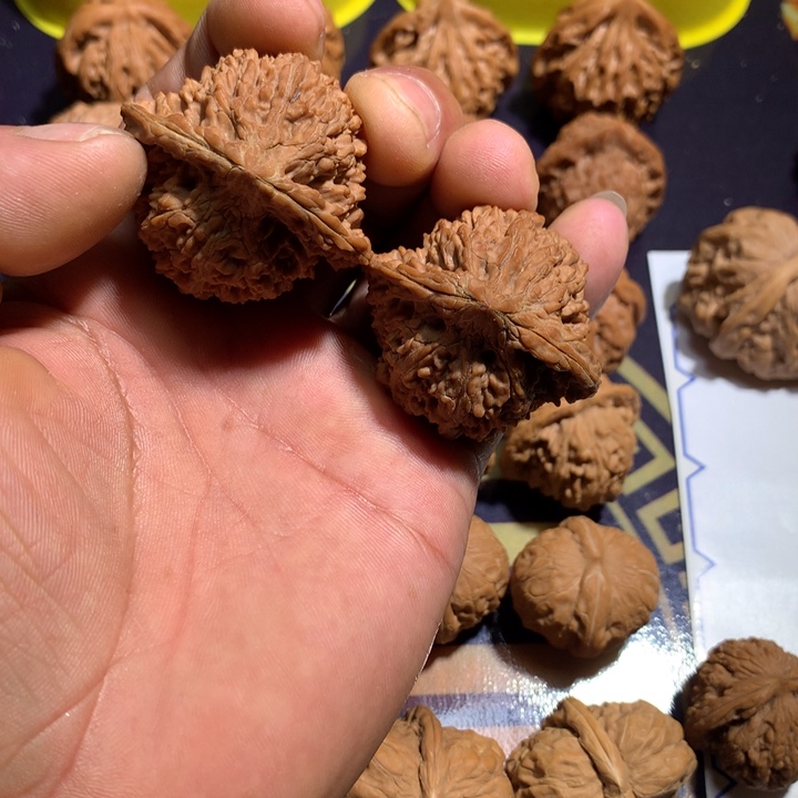 文玩核桃吊坠满天星44