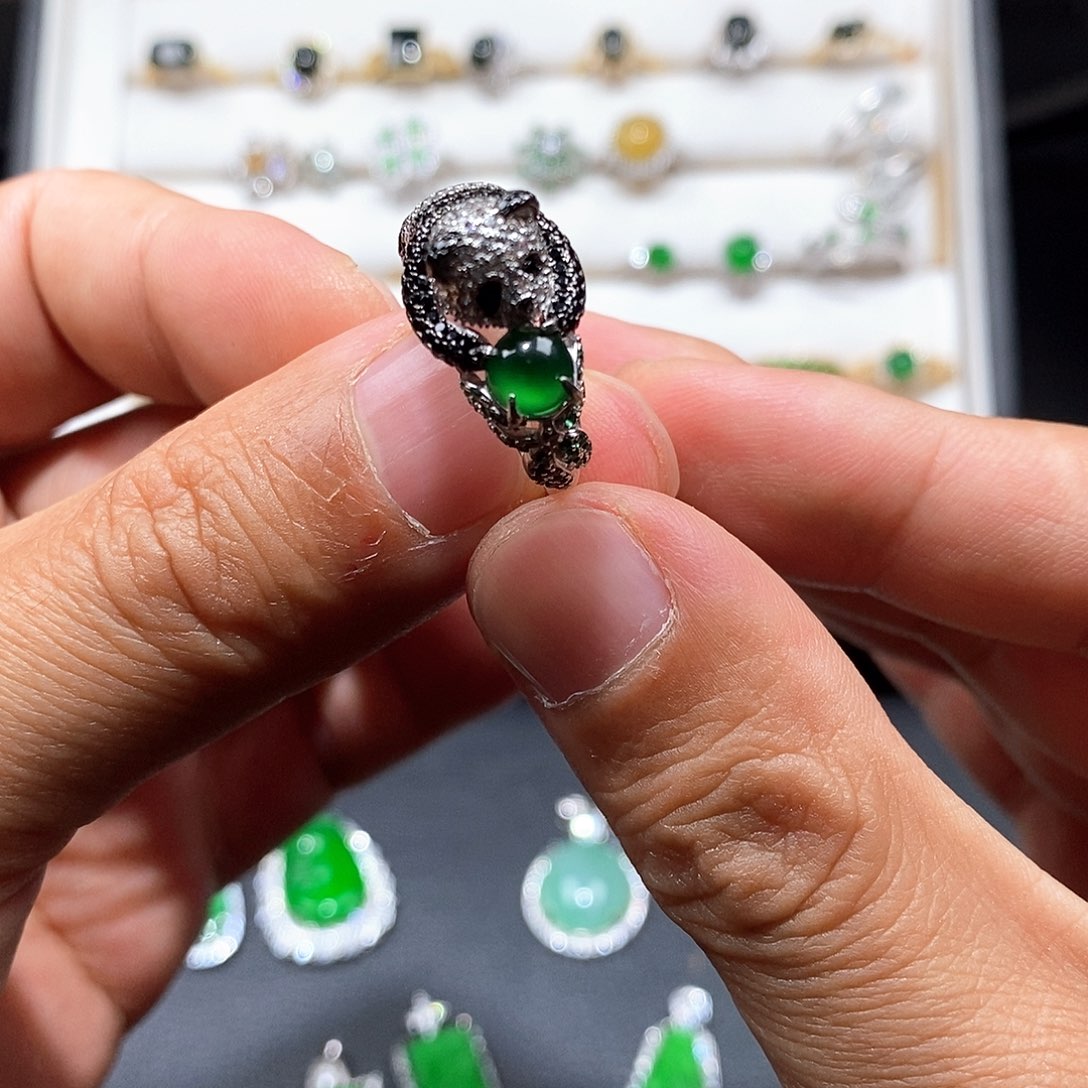 银S925镶嵌戒指翡翠戒指