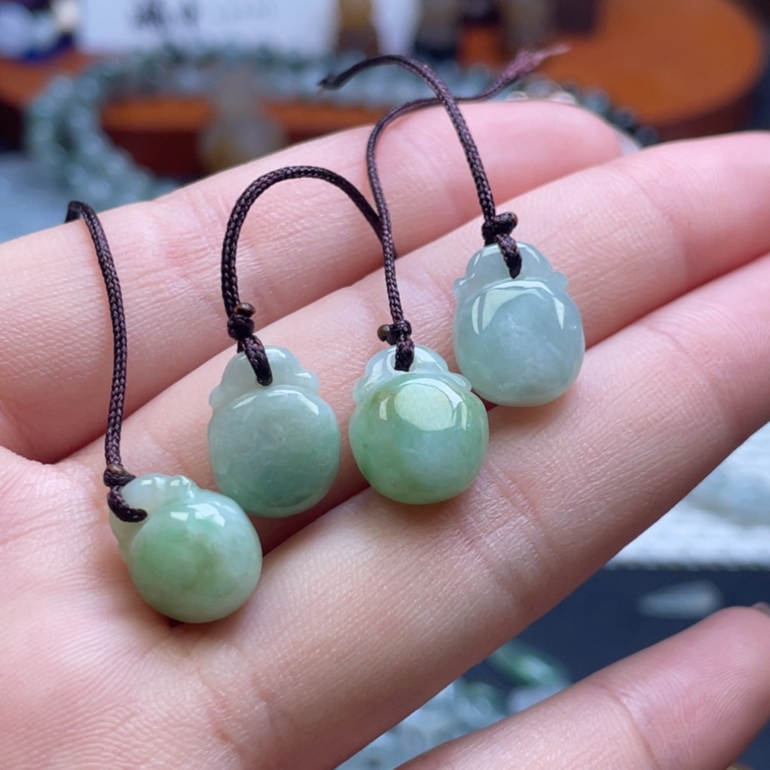 颈饰未镶嵌翡翠翡翠有纹