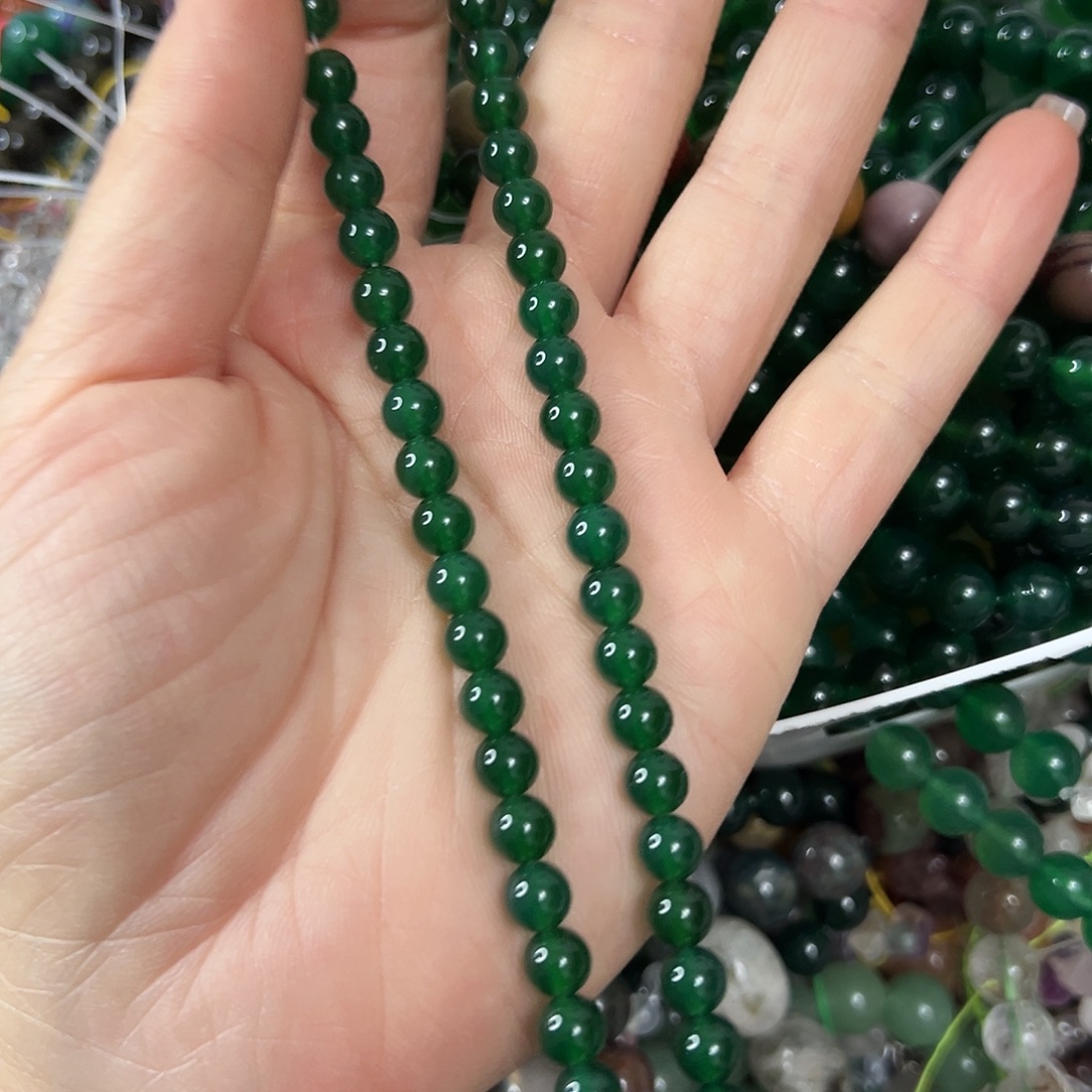 玛瑙/玉髓未镶嵌珠宝半成品，卡6绿玛瑙一条