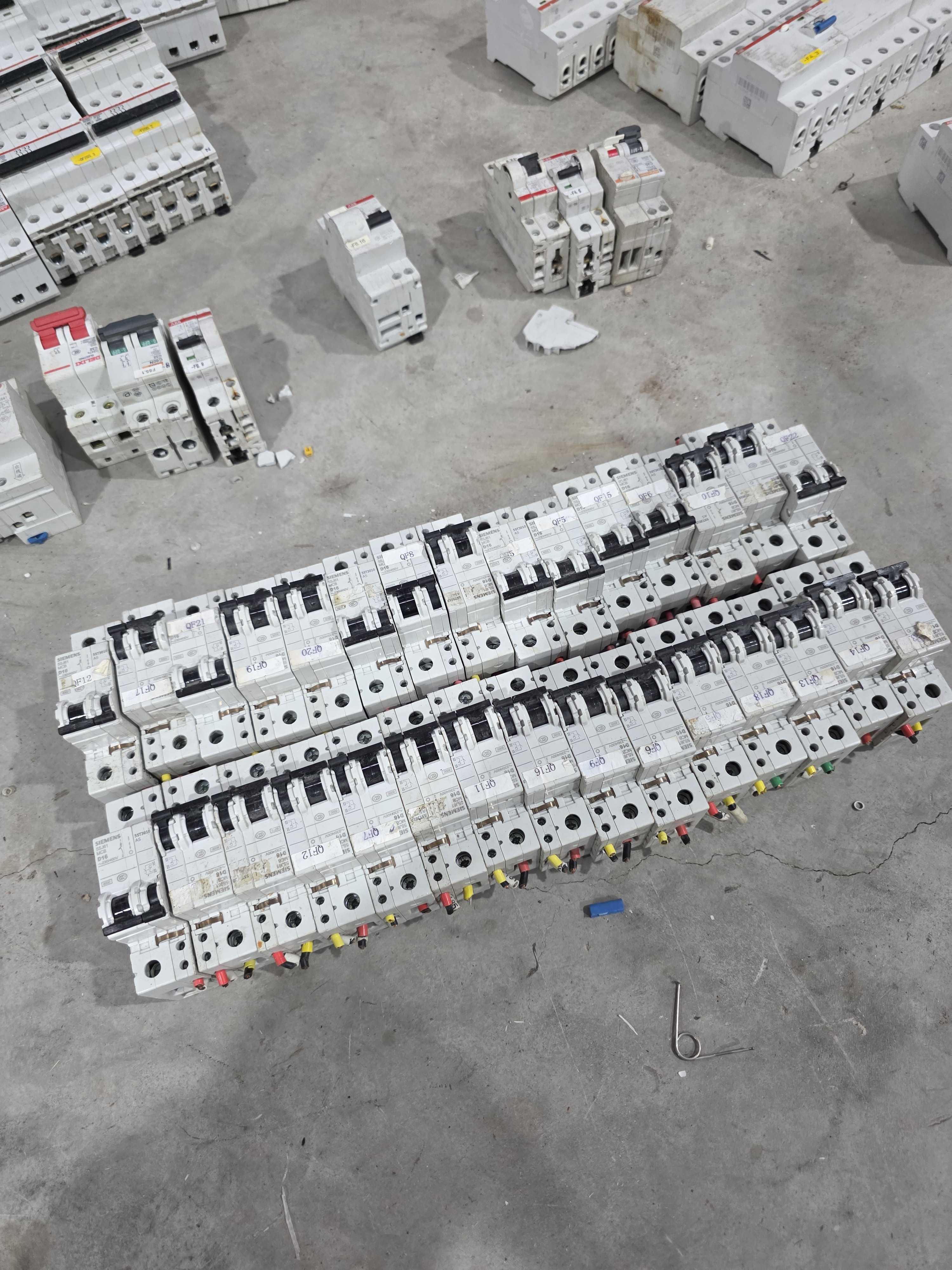 德国小型断路器一个