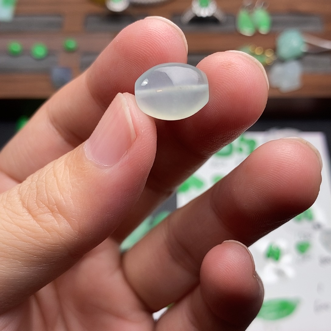 翡翠未镶嵌项链扁珠