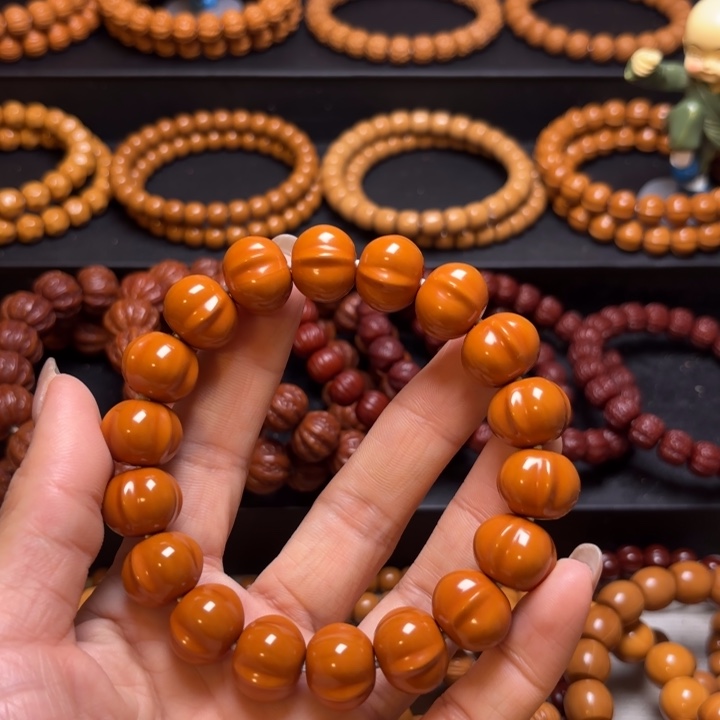 时***)吊坠猴头核桃猴头